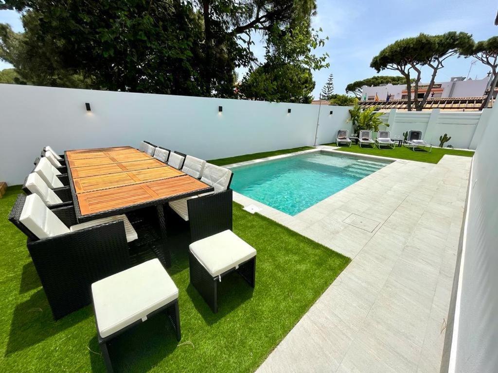 Villa Pimienta, Chalet De Lujo A 100 Metros Del Mar Chiclana de la Frontera Eksteriør bilde