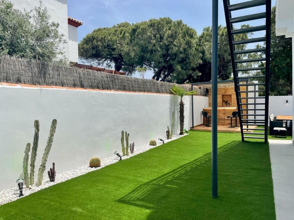 Villa Pimienta, Chalet De Lujo A 100 Metros Del Mar Chiclana de la Frontera Eksteriør bilde